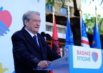 Berisha në Mat: Edi Rama gjuhë halabaku, s’ia mban të përballet