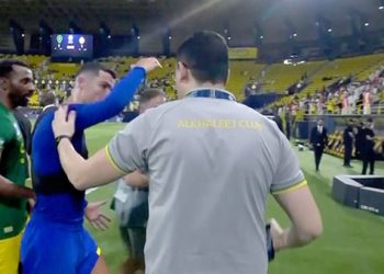 CR7 nuk ka kohë për humor, refuzon selfien me stafin e Al Khaleej