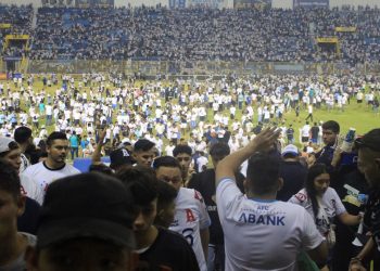 Presidenti i FIFA-s reagon për ngjarjen e rëndë në El Salvador