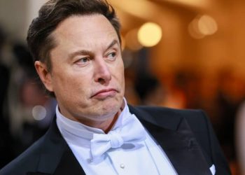 Zyrtari i Microsoft nuk mbështet Musk në lidhje me AI-në