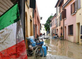 Guvernatori italian: Mësimet nga tërmeti do të na ndihmojnë për rimëkëmbje nga vërshimet