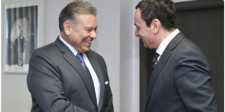 Kurti takon Escobar përpara negociatave me Vuçiç