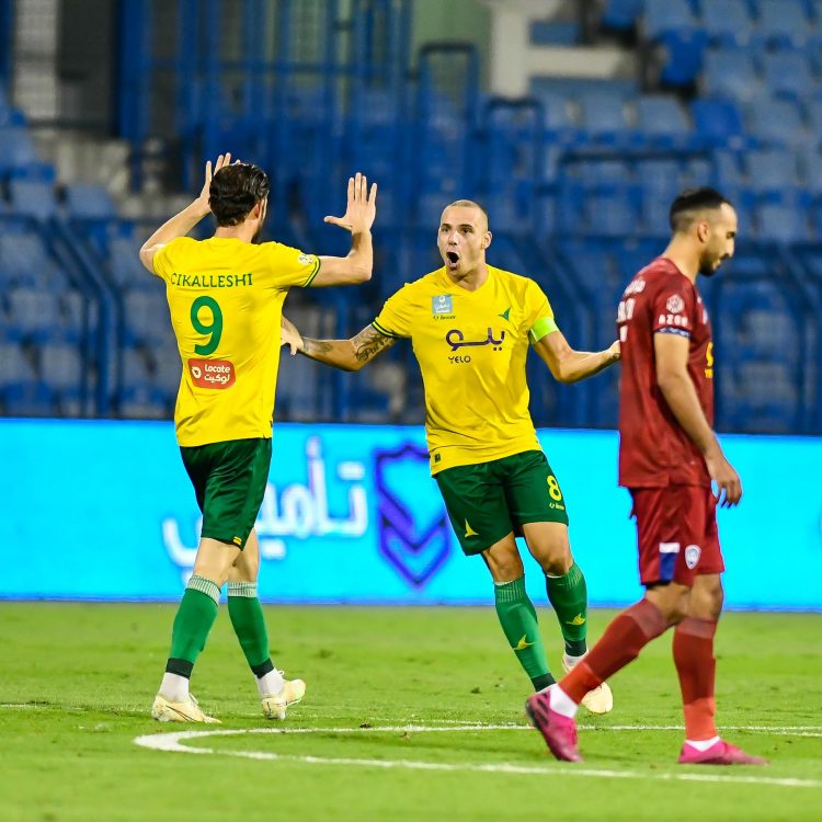 I pafat Mancini, Sevilla barazon falë një autogoli (VIDEO)