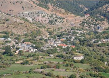 Në këtë fshat të Gramshit nuk voton asnjë njeri, ja arsyeja