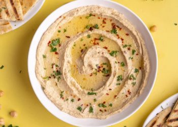 Humusi, historia e ushqimit që pretendohet nga të gjithë