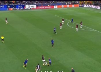 Milan i pafuqishëm? Mbyllet pa gola pjesa e parë e derbit