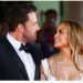 VIDEO/Jennifer Lopez flirton me DJ edhe në sy të Ben Affleck