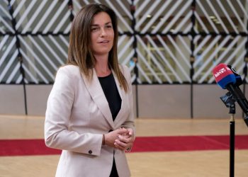 “Nuk jemi shtet pro-rus”/ Ministrja përgënjeshtron aludimet e mediave