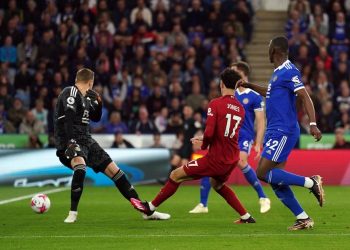 Liverpool kryen detyrën ndaj Leicester, -1 nga zona Champions