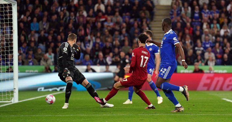 Liverpool kryen detyrën ndaj Leicester, -1 nga zona Champions