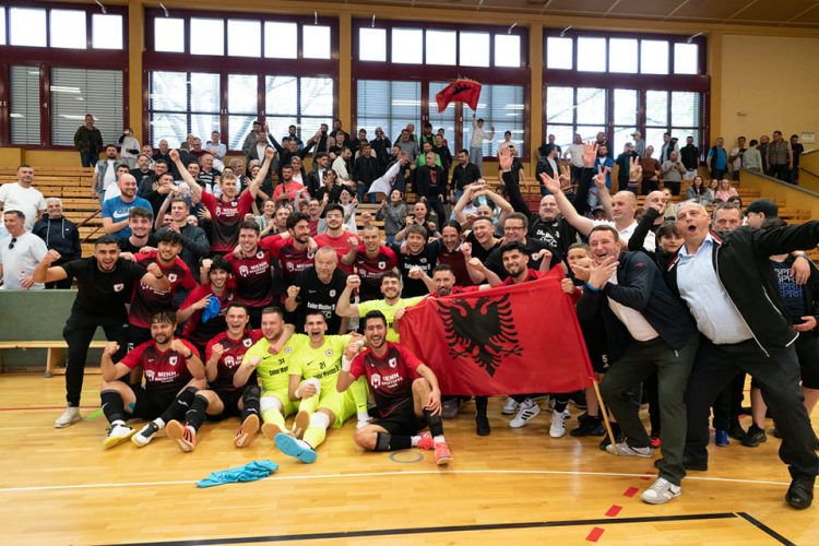 Skuadra shqiptare thyen tabunë, ngjitet në Bundesliga