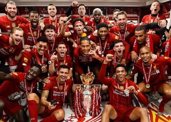 Legjenda e Liverpool largohet nga klubi por jo nga Anglia