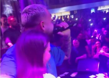 Luizi ngjit Kiarën në skenë dhe i bën super dedikim (FOTO)