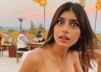 FOTOT – Mia Khalifa jep leksion në Oksford