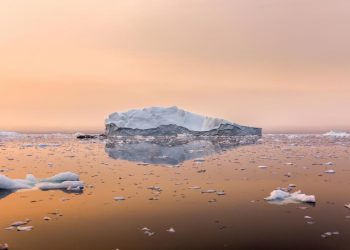 Temperatura e oqeaneve alarmon shkencëtarët