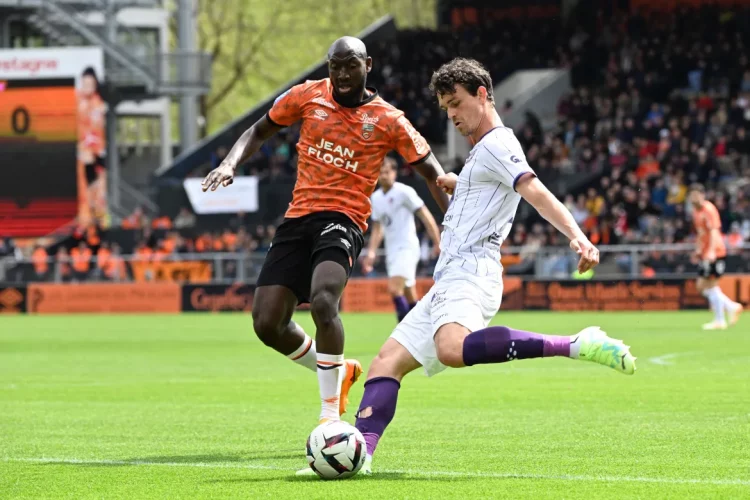 Borxhet në bixhoz, tension në dhomën e zhveshjes të Toulouse