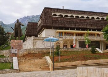 ‘Zgjedhje pa zgjidhje’, Tropoja voton dy kandidatë që i ka provuar