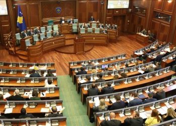 Tension në parlament: Krimet e tyre u amnistuan me këtë deklaratë!
