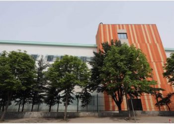 Vetëplagoset polici te Pediatria në Tiranë