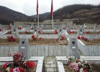 Pas shumë vitesh, ngrihet aktakuza për “Reçakun”