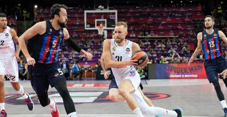 El Clasico ngjyroset e bardhë, Real Madrid në finale të Euroligës