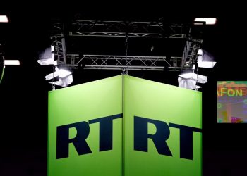 BE-ja propozon sanksione ndaj kanalit të Russia Today që transmetohet nga Serbia