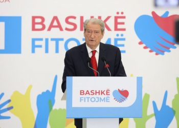 Rama në mbështetje të Erdogan, Berisha: Ndërhyrje skandaloze…