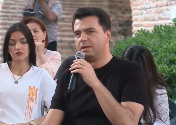 A do të kandidoni për kryetar i PD? Basha: Do e merrni vesh…