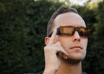 Ja syzet interaktive që ndihmojnë me dëgjimin