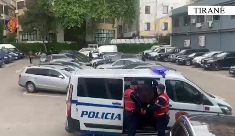 I dënuar 7 vite e 6 muaj burg, kapet 46-vjeçari në Tiranë (Emri)