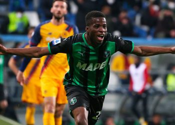 Klubi kuqezi blen kartonin e talentit të Sassuolos