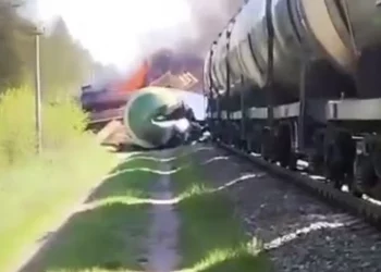 Hidhet në erë treni rus, autoritetet akuzojnë Kievin