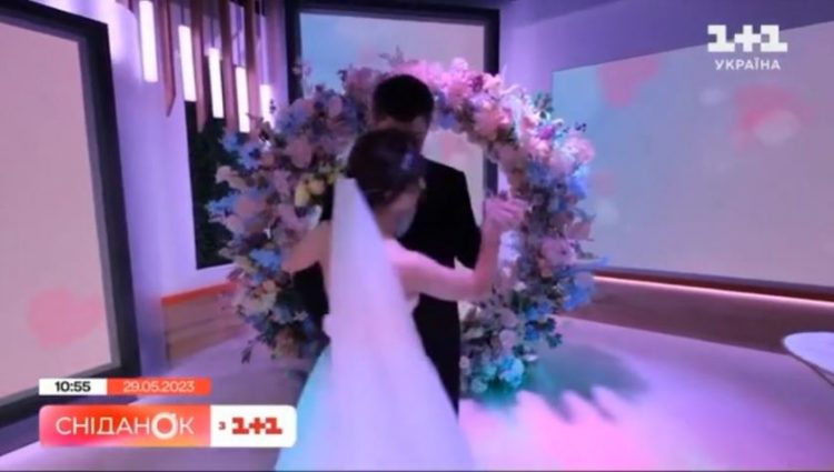 “Dasma. Fshihuni!”/ Sulmi raketor ndërpret momentin më special të çiftit