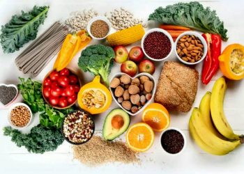 Ja ushqimet që na “garantojnë” rininë e përjetshme