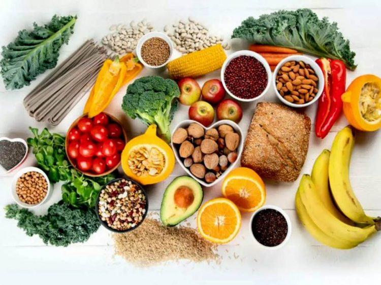 Ja ushqimet që na “garantojnë” rininë e përjetshme