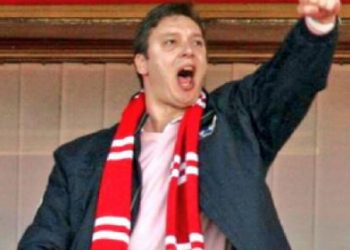 NYT “kryqëzon” Vuçiçin, publikon lidhjen e tij me krimin