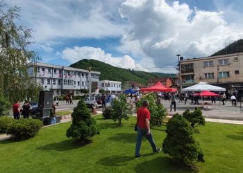 Përfundon protesta e serbëve në Zubin Potok