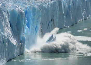 Shkrirja e akullnajës gjigande që po rrezikon planetin