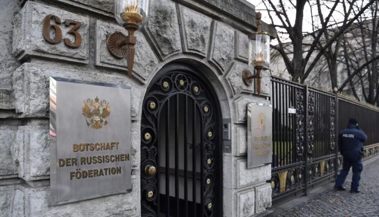 Gjermania hakmerret, vendos t’i mbyllë katër nga pesë konsullatat ruse