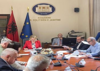 Zbulohen emrat e ambasadorëve të rinj të Shqipërisë në Malin e Zi dhe Vatikan