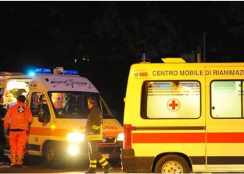 Itali/ Makina përplaset me pemën, humb jetën 24-vjeçari shqiptar