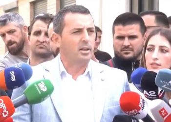 Nis protesta përpara KQZ, kërkohet hetim ndërkombëtar për Kamzën