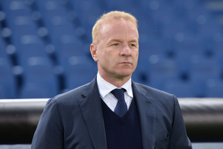 I përfundon kontrata, Tare drejt largimit nga Lazio