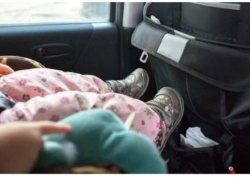 E harron në makinë për tre orë, ndërron jetë foshnja