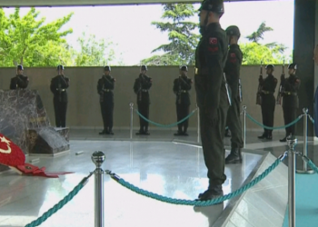 Erdogan nderon idhullin e tij para zgjedhjeve