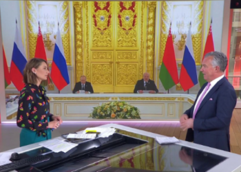 Analisti ushtarak paralajmëron: Me spostimin e armëve bërthamore Rusia po…