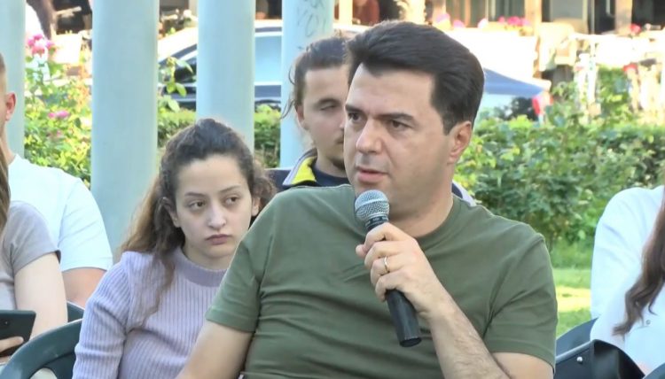 Basha: Të rinjtë të jenë pjesë e procesit politik, do vazhdojmë të lëngojmë nëse nuk…