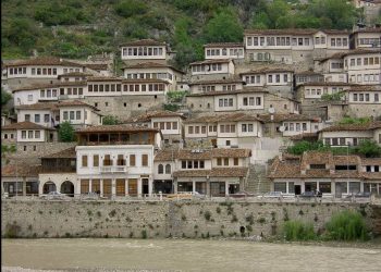 Numërohet kutia e parë në Berat, kryeson kandidati i Bashkë Fitojmë