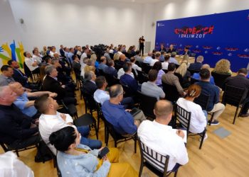 Berisha: S’ka rrugë tjetër, do ngrihemi në një lëvizje të fuqishme