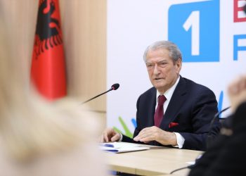 Bardhi zgjidhet kreu i Grupit të PD, reagon Berisha: Nuk njohim asnjë strukturë paralele